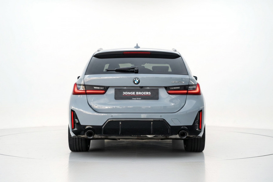 BMW 3 Serie Touring 330e Pano/M-Sport/HUD/Trekhaak