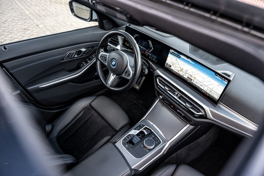 BMW 3 Serie Touring 330e Pano/M-Sport/HUD/Trekhaak