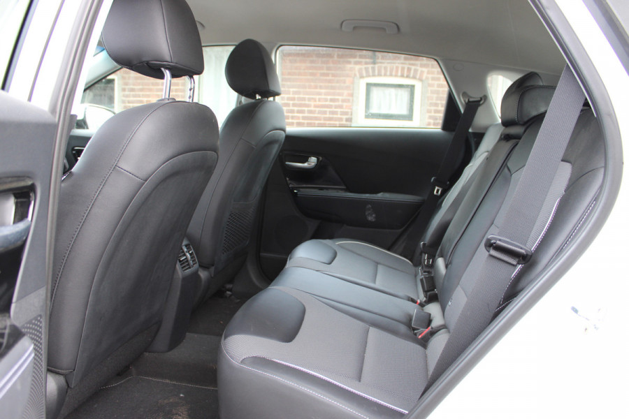 Kia e-Niro DynamicLine 39 kWh SOh 96.4% NAVI ECC ORG NL 14000KM!!!
