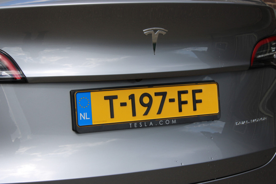 Tesla Model Y Long Range AWD 75 kWh SOh 92.9% NAVI LEER PANO ORG NL 69000KM!!!