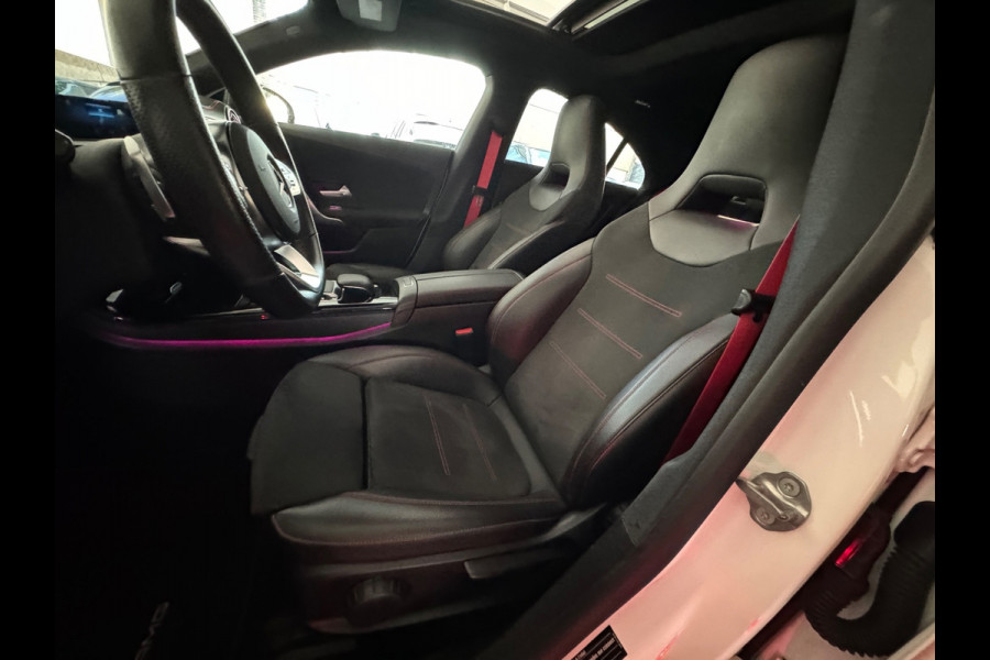 Mercedes-Benz CLA-Klasse 180 AMG Pano|Sfeer|Stoelverwarming|Lane|Cruise