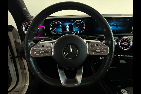 Mercedes-Benz CLA-Klasse 180 AMG Pano|Sfeer|Stoelverwarming|Lane|Cruise
