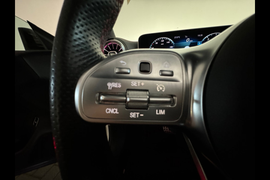 Mercedes-Benz CLA-Klasse 180 AMG Pano|Sfeer|Stoelverwarming|Lane|Cruise
