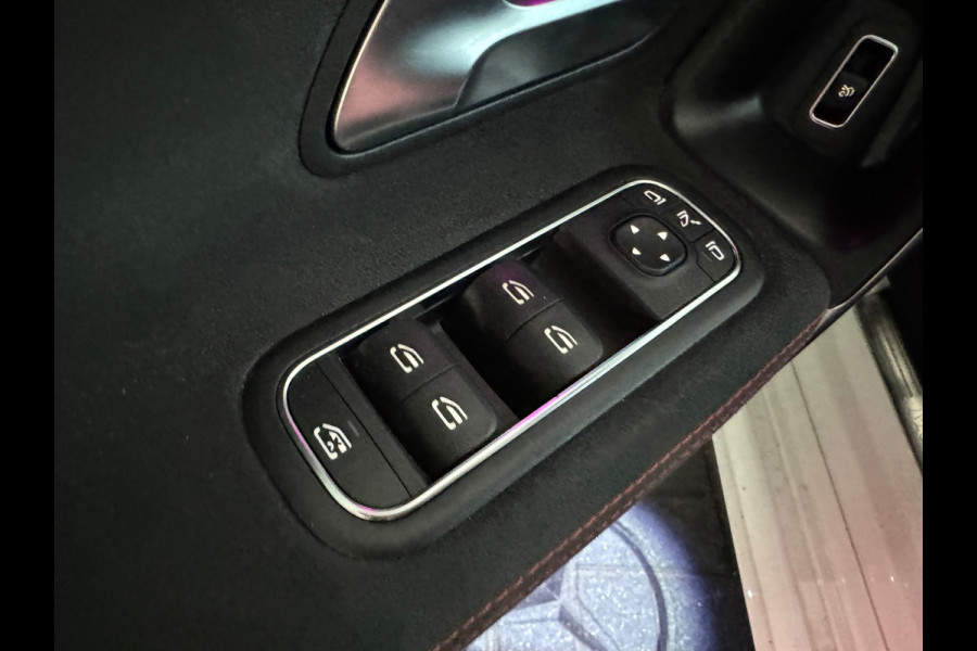 Mercedes-Benz CLA-Klasse 180 AMG Pano|Sfeer|Stoelverwarming|Lane|Cruise