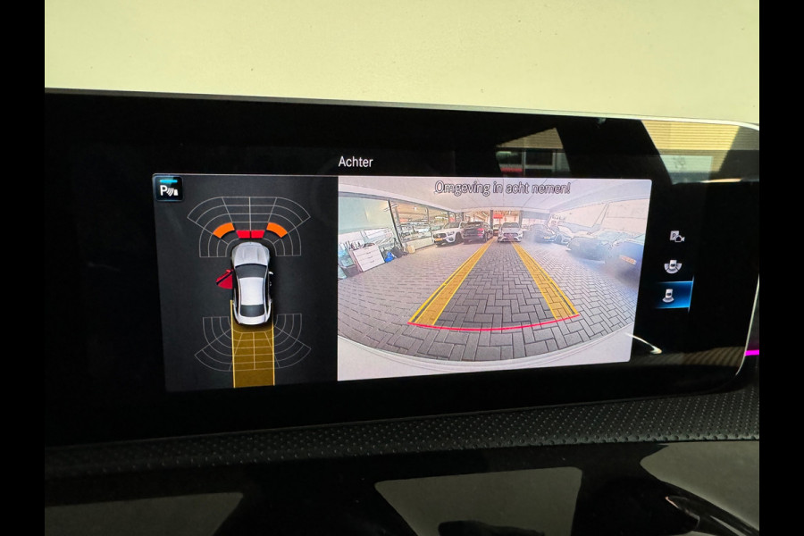 Mercedes-Benz CLA-Klasse 180 AMG Pano|Sfeer|Stoelverwarming|Lane|Cruise