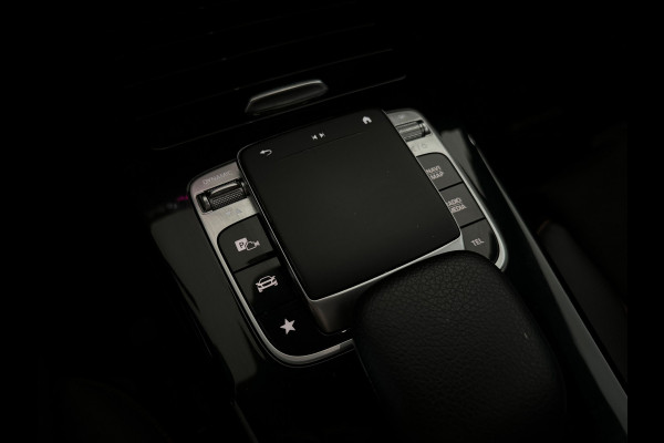Mercedes-Benz CLA-Klasse 180 AMG Pano|Sfeer|Stoelverwarming|Lane|Cruise