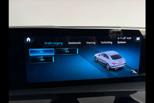 Mercedes-Benz CLA-Klasse 180 AMG Pano|Sfeer|Stoelverwarming|Lane|Cruise