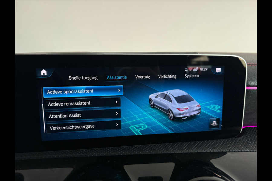 Mercedes-Benz CLA-Klasse 180 AMG Pano|Sfeer|Stoelverwarming|Lane|Cruise