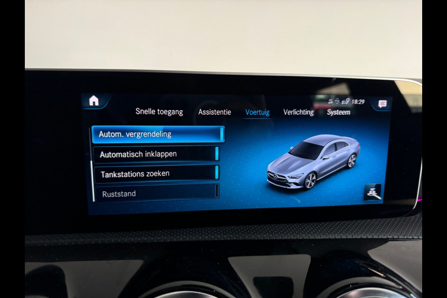 Mercedes-Benz CLA-Klasse 180 AMG Pano|Sfeer|Stoelverwarming|Lane|Cruise