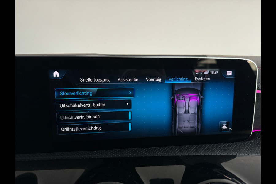 Mercedes-Benz CLA-Klasse 180 AMG Pano|Sfeer|Stoelverwarming|Lane|Cruise