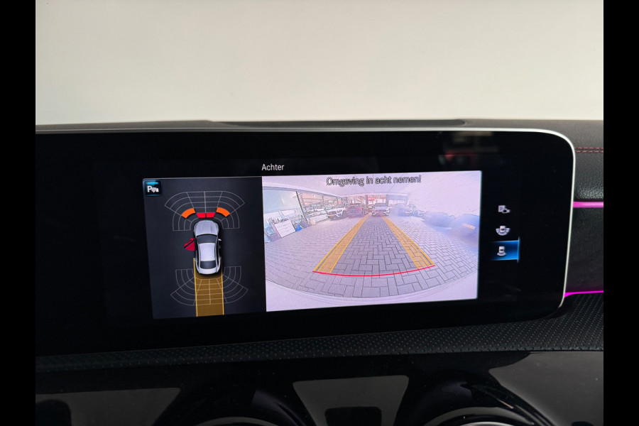 Mercedes-Benz CLA-Klasse 180 AMG Pano|Sfeer|Stoelverwarming|Lane|Cruise