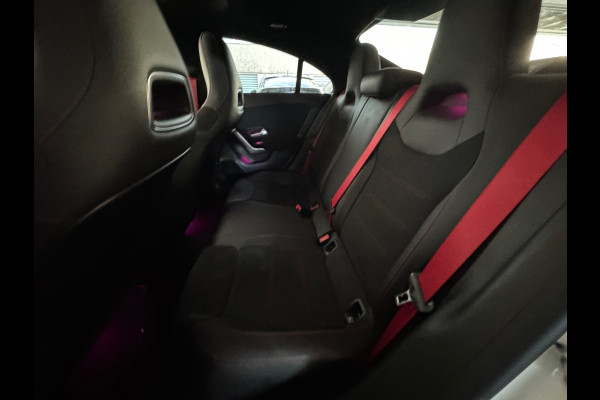 Mercedes-Benz CLA-Klasse 180 AMG Pano|Sfeer|Stoelverwarming|Lane|Cruise