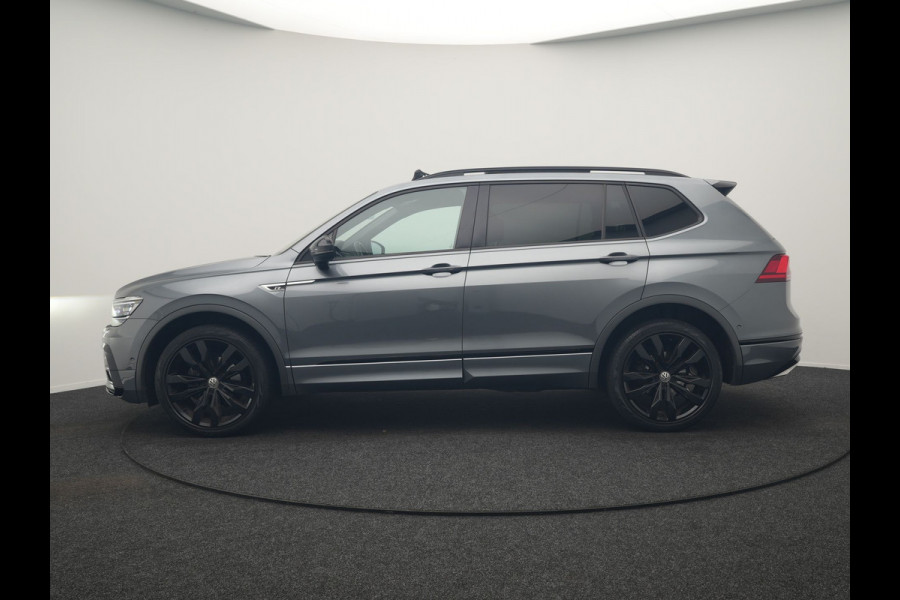 Volkswagen Tiguan Allspace 1.5 TSI Highline DSG R-Line 7 Persoons 150pk | Panodak | Adaptive Cruise | Camera | Alcantara Sportstoelen Massage & Verwarmd | Keyless | BLIS | Navigatie | Virtual | DAB | 20"L.M |