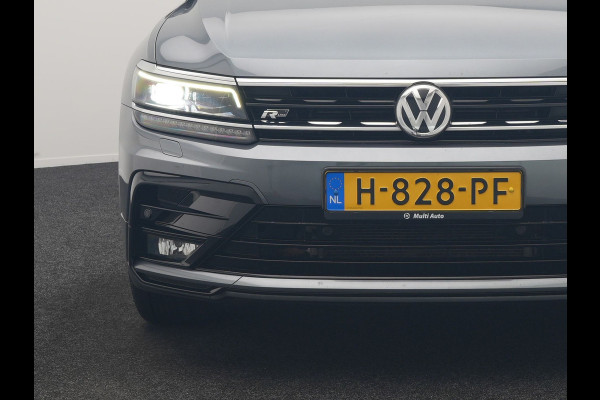 Volkswagen Tiguan Allspace 1.5 TSI Highline DSG R-Line 7 Persoons 150pk | Panodak | Adaptive Cruise | Camera | Alcantara Sportstoelen Massage & Verwarmd | Keyless | BLIS | Navigatie | Virtual | DAB | 20"L.M |