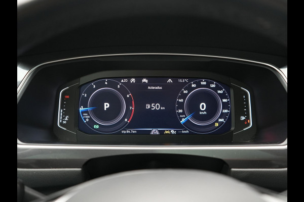 Volkswagen Tiguan Allspace 1.5 TSI Highline DSG R-Line 7 Persoons 150pk | Panodak | Adaptive Cruise | Camera | Alcantara Sportstoelen Massage & Verwarmd | Keyless | BLIS | Navigatie | Virtual | DAB | 20"L.M |
