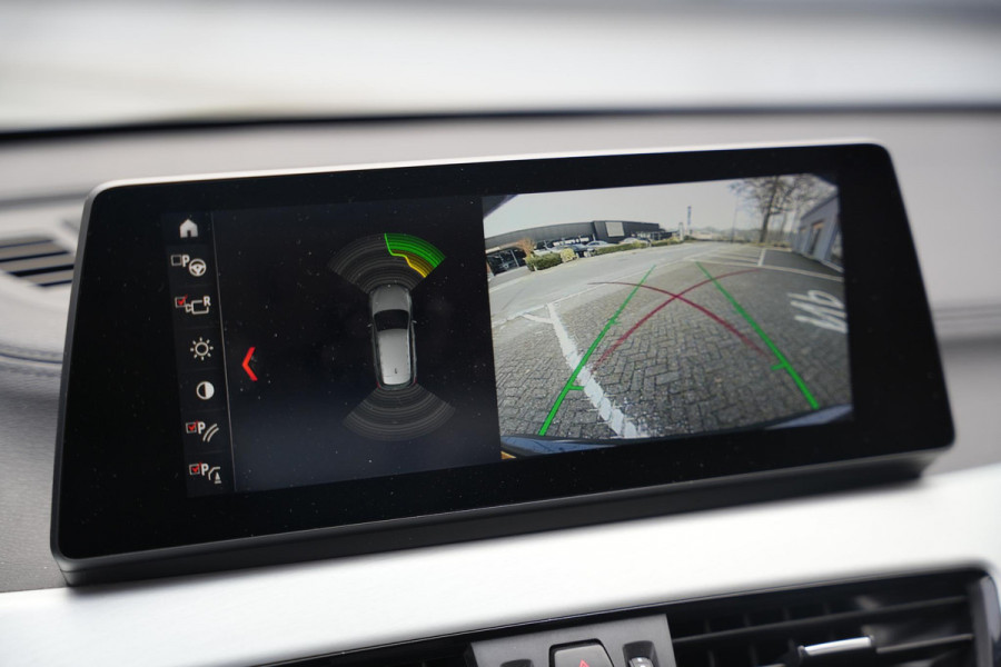 BMW X1 xDrive25e High Executive Panoramadak Adapt Cruise Headup Harman/Kardon Memory