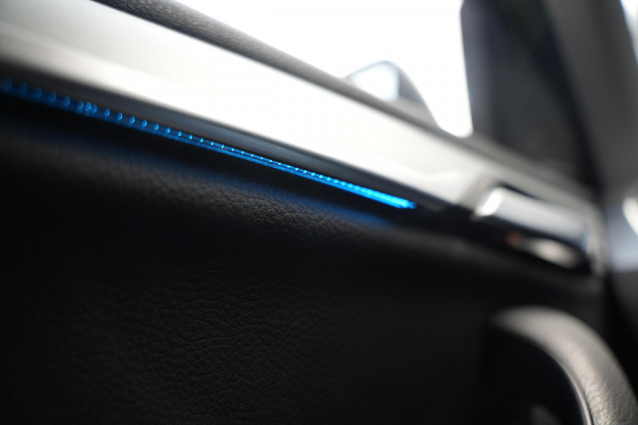 BMW X1 xDrive25e High Executive Panoramadak Adapt Cruise Headup Harman/Kardon Memory