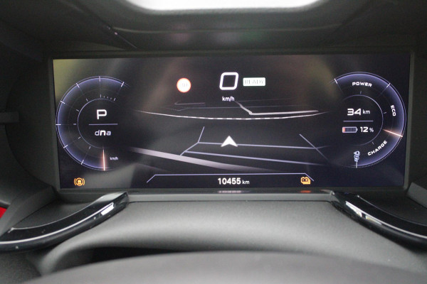 Alfa Romeo junior ELETTRICA SPECIALE 156PK 54 kWh | TECHNOLOGIE PAKKET (O.A. FULL LED ADAPTIVE MATRIX KOPLAMPEN/DODEHOEK DETECTIE/DRAADLOZE TELEFOONLADER/ACHTERUITRIJ CAMERA/PARKEERSENSOREN VOOR, ACHTER,ZIJKANT) | DRAADLOZE APPLE CARPLAY/ANDROID AUTO | CLIMATE CONTROL | ELEKTRISCH BEDIENBARE ACHTERKLEP | STOEL VERWARMING | ELEKTRISCH BEDIENBARE VOORSTOEL MET MASAGEFUNCTIE | VERKEERSBORDEN HERKENNING | ADAPTIVE CRUISE CONTROL | KEYLESS ENTRY/START |