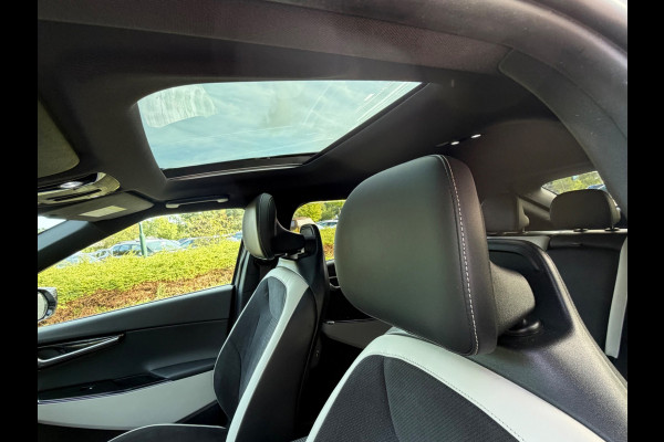 Kia Ev6 GT-Line 77.4 kWh, mat grijs, panoramadak, trekhaak, rondom zicht camera,warmtepomp,1 e eigenaar, NL auto met nap