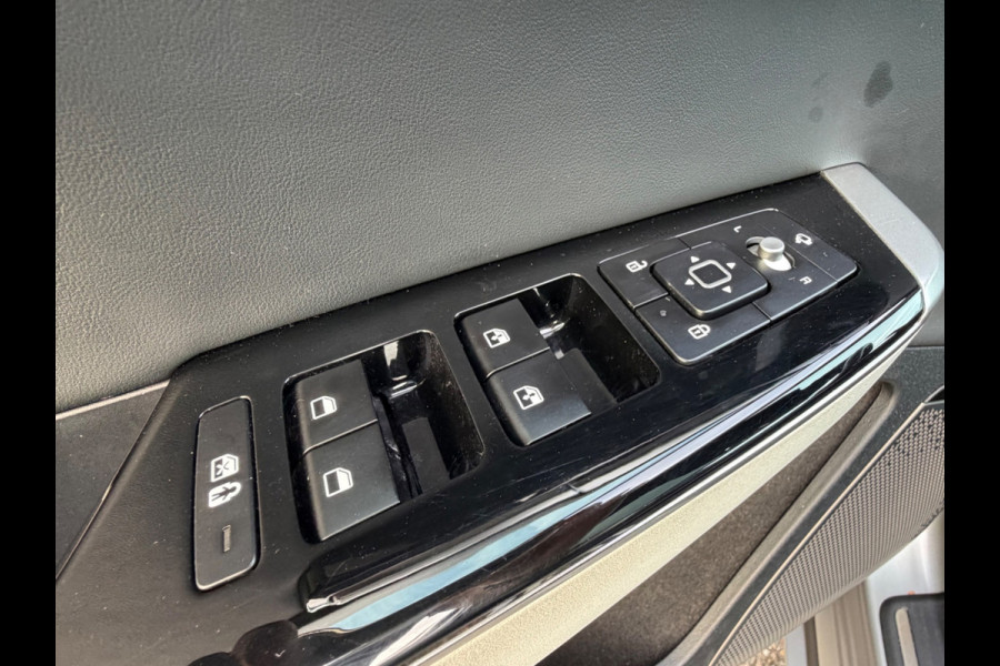 Kia Ev6 GT-Line 77.4 kWh, mat grijs, panoramadak, trekhaak, rondom zicht camera,warmtepomp,1 e eigenaar, NL auto met nap
