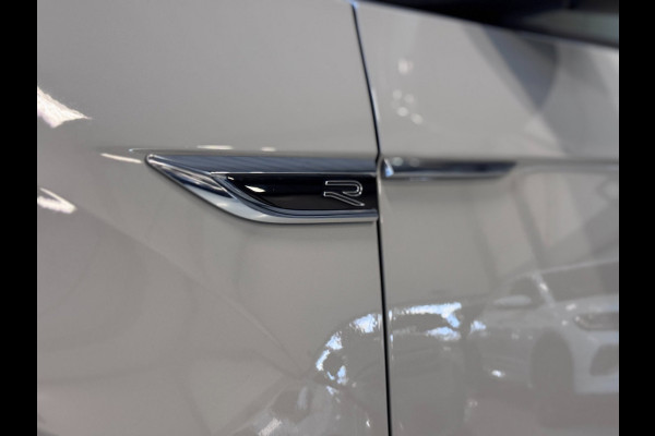 Volkswagen T-Roc 1.5 TSI R-Line DSG | IQ LIGHT | CAMERA | KEYLESS | ASCOT GREY