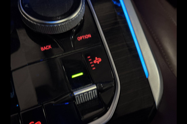 BMW X5 XDrive45e M-SPORT | PANO | LASER LED | BOMVOL!