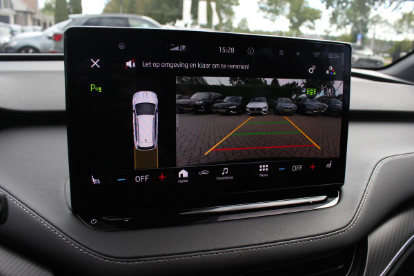 Škoda ENYAQ iV 60 Sportline / SoH 93,4% / Camera / Leder&Alcantara / Matrix LED / Keyless / 20'' / CarPlay / Stuur+Stoelverwarmd / DAB / Cruise Control