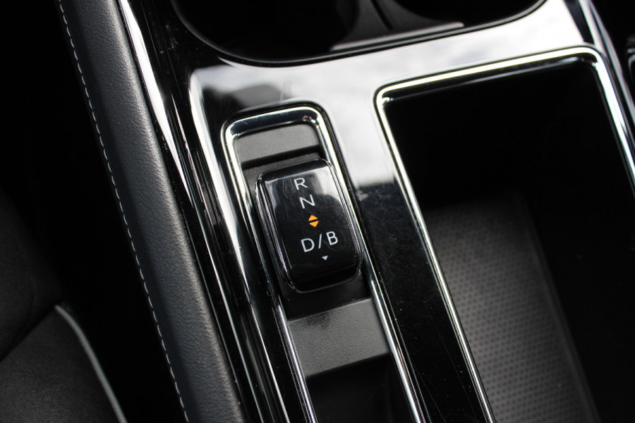 Škoda ENYAQ iV 60 Sportline / SoH 93,4% / Camera / Leder&Alcantara / Matrix LED / Keyless / 20'' / CarPlay / Stuur+Stoelverwarmd / DAB / Cruise Control