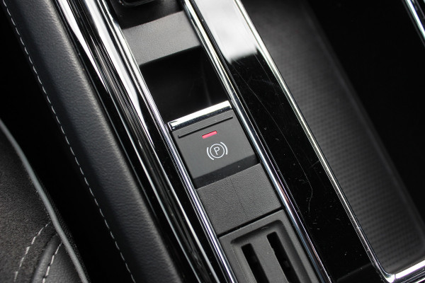 Škoda ENYAQ iV 60 Sportline / SoH 93,4% / Camera / Leder&Alcantara / Matrix LED / Keyless / 20'' / CarPlay / Stuur+Stoelverwarmd / DAB / Cruise Control