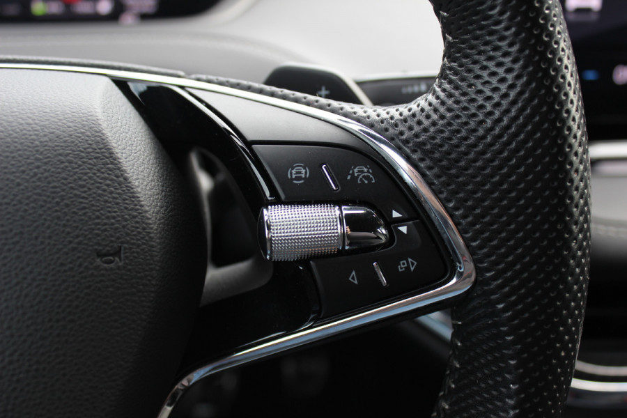 Škoda ENYAQ iV 60 Sportline / SoH 93,4% / Camera / Leder&Alcantara / Matrix LED / Keyless / 20'' / CarPlay / Stuur+Stoelverwarmd / DAB / Cruise Control