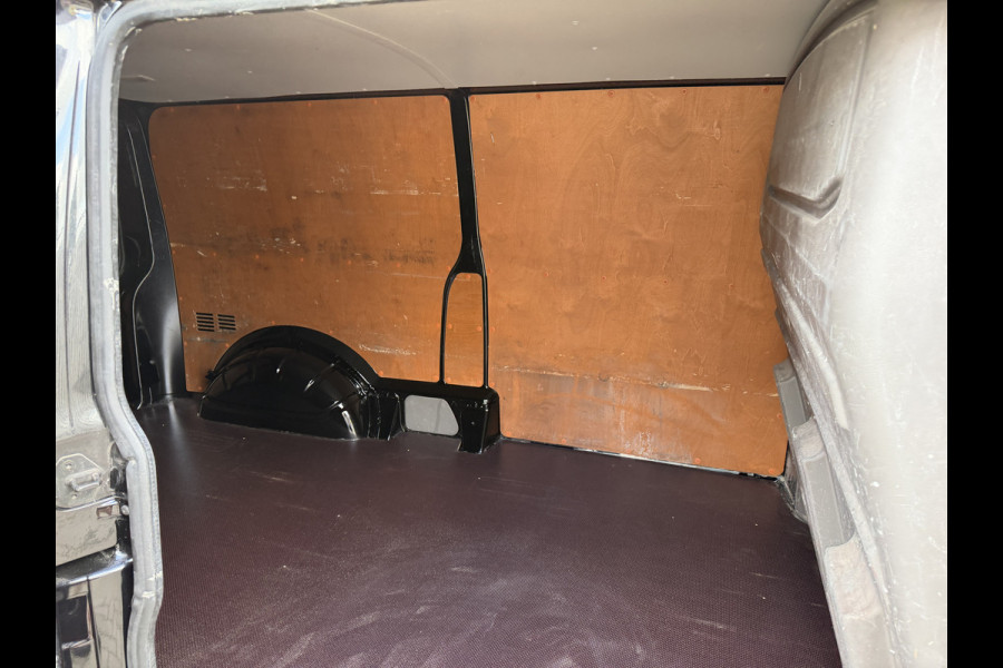 Volkswagen Transporter 2.0 TDI Euro 6 L2H1 28 CarPlay/Cruise Control/leer