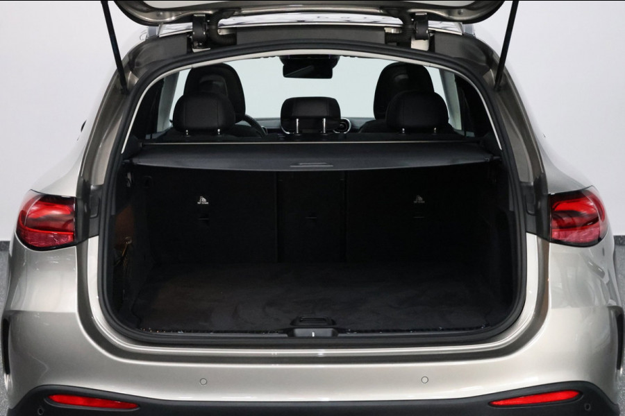 Mercedes-Benz GLC 300e 4MATIC AMG Line HIGHBEAM/VIRTUAL/SFEER/PANO/ALCANTARA+S.VERWARMING/20" LMV/360/ACC/12 MND GARANTIE!
