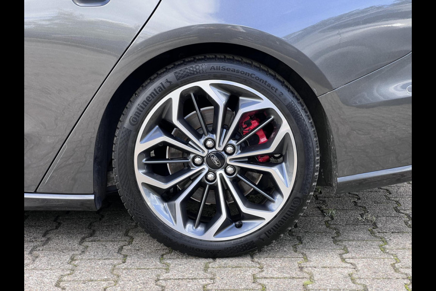 Ford FOCUS Wagon 1.0 EcoBoost Hybrid ST Line X 155pk Automaat | Driver Assistance Pack | Trekhaak afneembaar | AGR stoel | 18 inch Lichtmetaal | Winterpack | Bang&Olufsen | Elektrsiche achterklep
