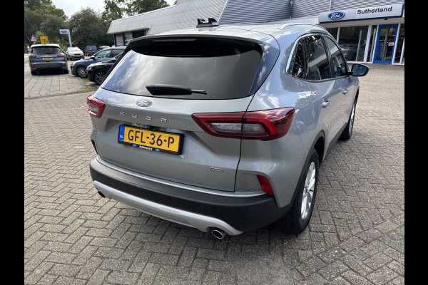 Ford Kuga 2.5 PHEV Titanium | Nieuw model | Wegklapbare trekhaak | Camera | Navigatie | Cruise control | 2.100 kg trekgewicht