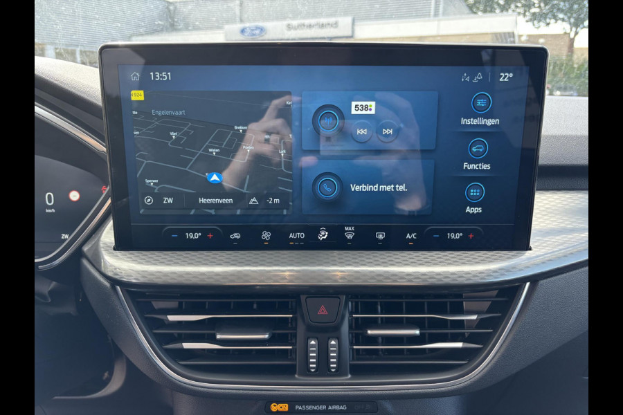 Ford Kuga 2.5 PHEV Titanium | Nieuw model | Wegklapbare trekhaak | Camera | Navigatie | Cruise control | 2.100 kg trekgewicht