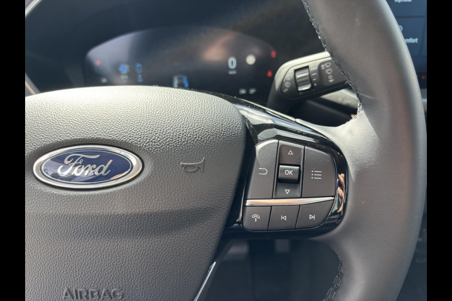 Ford Kuga 2.5 PHEV Titanium | Nieuw model | Wegklapbare trekhaak | Camera | Navigatie | Cruise control | 2.100 kg trekgewicht