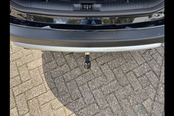 Ford Kuga 2.5 PHEV Titanium 243pk | Nieuw model | Wegklapbare Trekhaak | Achteruitrijcamera | Cruise control | Navigatie | 2.100kg geremd trekgewicht