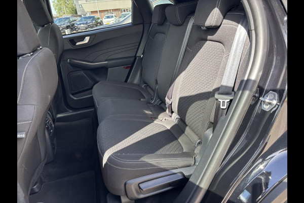 Ford Kuga 2.5 PHEV Titanium 243pk | Nieuw model | Wegklapbare Trekhaak | Achteruitrijcamera | Cruise control | Navigatie | 2.100kg geremd trekgewicht