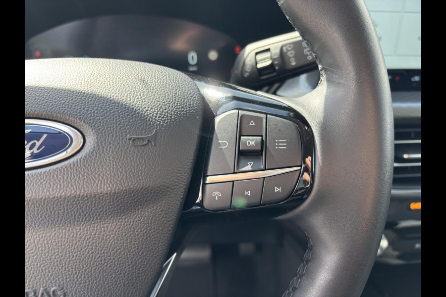 Ford Kuga 2.5 PHEV Titanium 243pk | Nieuw model | Wegklapbare Trekhaak | Achteruitrijcamera | Cruise control | Navigatie | 2.100kg geremd trekgewicht