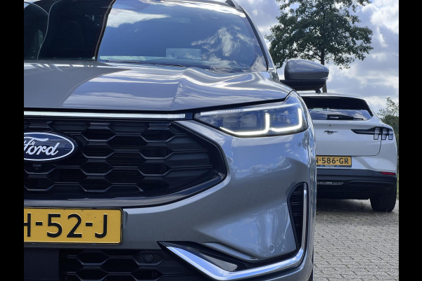 Ford Kuga 2.5 PHEV ST-Line X | Panoramadak | Wegklapbare trekhaak | Driver Assistance Pack | Winterpack |  19 inch Lichtmetaal | AGR-stoelen | Bang&Olufsen | Elektrische achterklep | 2.100kg Trekgewicht