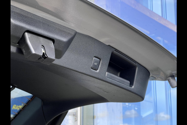 Ford Kuga 2.5 PHEV ST-Line X | Panoramadak | Wegklapbare trekhaak | Driver Assistance Pack | Winterpack |  19 inch Lichtmetaal | AGR-stoelen | Bang&Olufsen | Elektrische achterklep | 2.100kg Trekgewicht