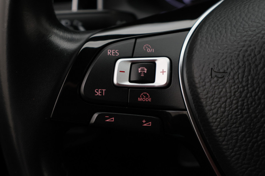 Volkswagen Polo 1.0 TSI Highline Leder/Stof, ACC, Apple Carplay, Climate, Sportonderstel, DAB, 16''