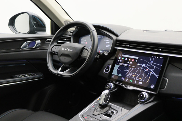 Lynk & Co 01 1.5 Plug-in Hybrid 360° Camera, Panoramadak, Apple Carplay, ACC, Keyless, LED, 20''
