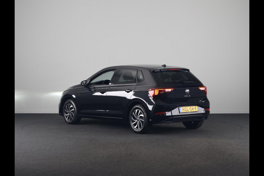 Volkswagen Polo 1.0 TSI Life Edition 95 pk | Verlengde garantie | Navigatie via App | Parkeersensoren achter | Achteruitrijcamera | Adaptieve cruise control |