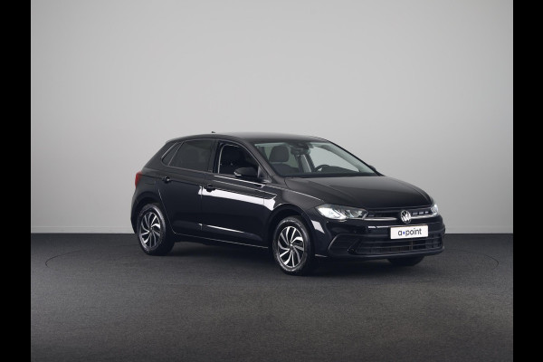 Volkswagen Polo 1.0 TSI Life Edition 95 pk | Verlengde garantie | Navigatie via App | Parkeersensoren achter | Achteruitrijcamera | Adaptieve cruise control |