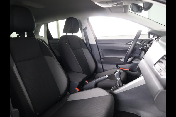 Volkswagen Polo 1.0 TSI Life Edition 95 pk | Verlengde garantie | Navigatie via App | Parkeersensoren achter | Achteruitrijcamera | Adaptieve cruise control |