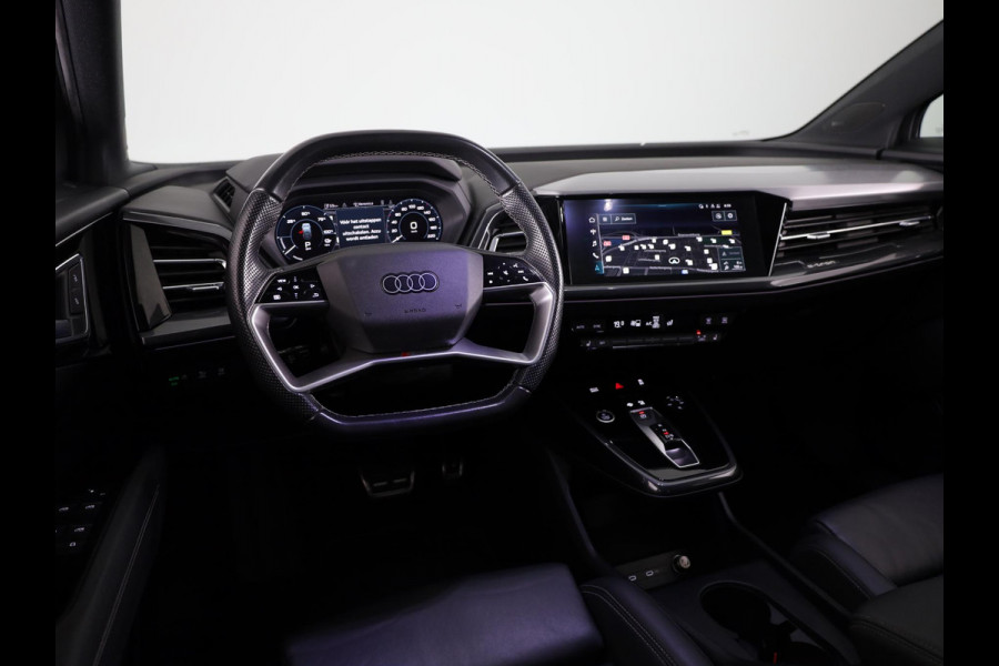 Audi Q4 Sportback e-tron 40 S edition 77 kWh 204 pk | Navigatie | Warmtepomp | Panoramadak | Parkeersensoren | Achteruitrijcamera | Lederen bekleding | Lichtmetalen velgen 21" | SONOS soundsystem | S-Line |