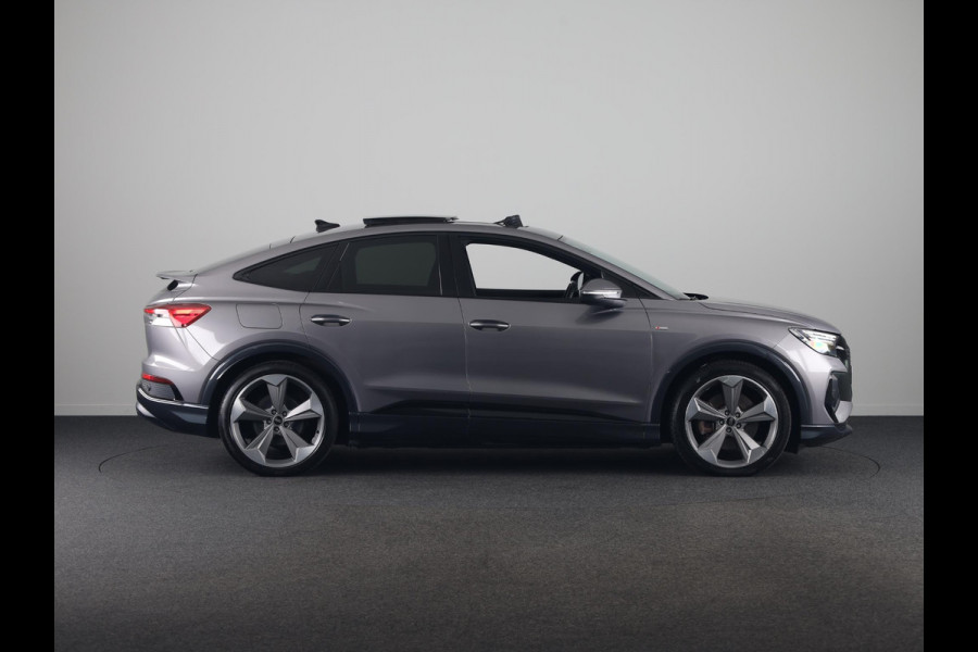 Audi Q4 Sportback e-tron 40 S edition 77 kWh 204 pk | Navigatie | Warmtepomp | Panoramadak | Parkeersensoren | Achteruitrijcamera | Lederen bekleding | Lichtmetalen velgen 21" | SONOS soundsystem | S-Line |