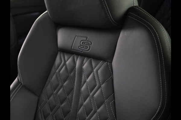 Audi Q4 Sportback e-tron 40 S edition 77 kWh 204 pk | Navigatie | Warmtepomp | Panoramadak | Parkeersensoren | Achteruitrijcamera | Lederen bekleding | Lichtmetalen velgen 21" | SONOS soundsystem | S-Line |