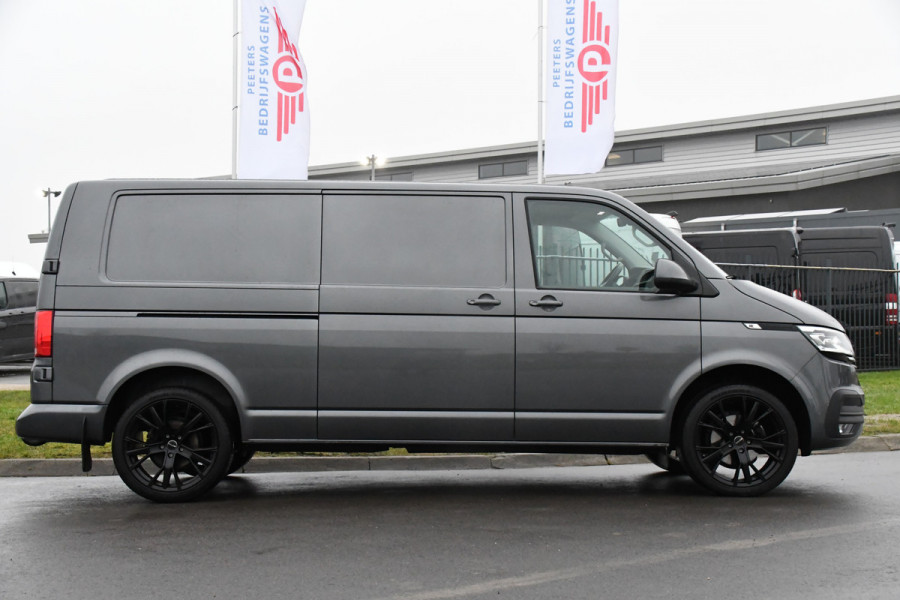 Volkswagen Transporter 2.0 TDI L2H1 30 PB Edition Highline Adaptieve Cruise, LED, Sensoren, Carplay, 150PK, Automaat, LED, Standkachel, NAVI, UNIEK!